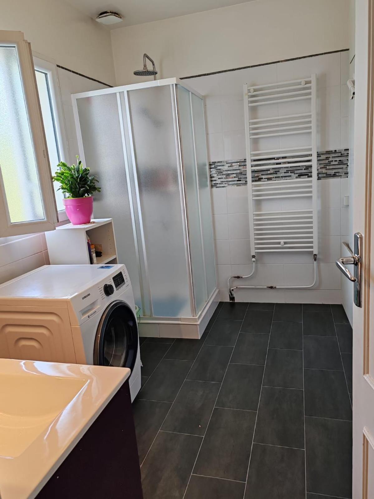Chambre Chez Habitant 1 Carbon-Blanc Экстерьер фото
